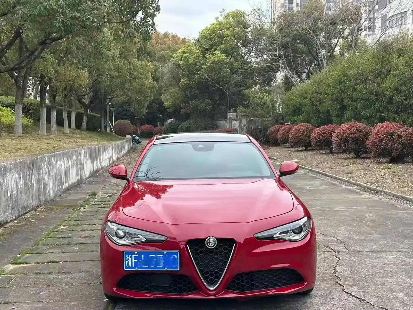 Giulia Juliet 2020 2.0T 280HP Luxury Edition — миниатюра 2