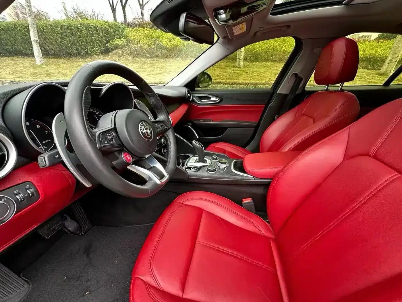 Giulia Juliet 2020 2.0T 280HP Luxury Edition — миниатюра 4