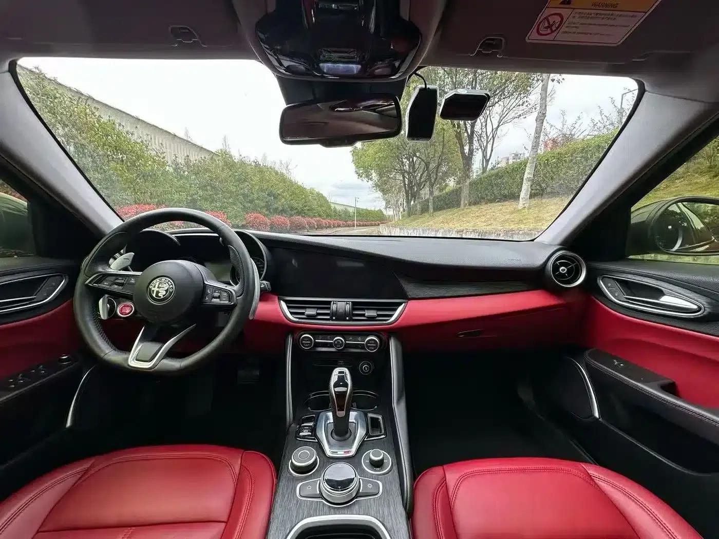 Giulia Juliet 2020 2.0T 280HP Luxury Edition — миниатюра 5