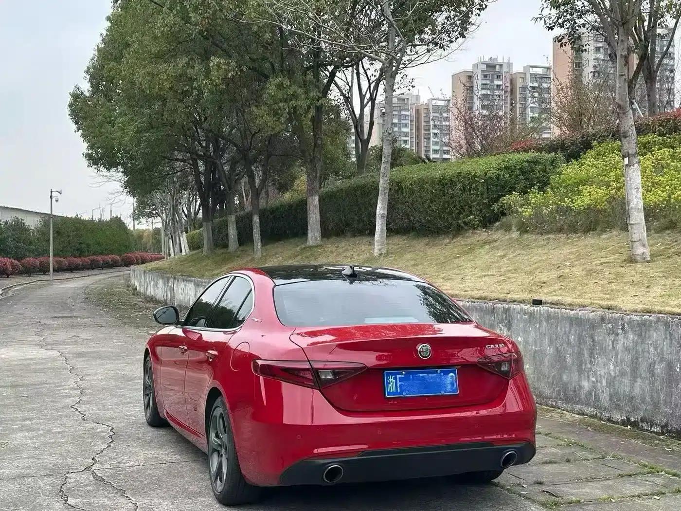 Giulia Juliet 2020 2.0T 280HP Luxury Edition — миниатюра 7