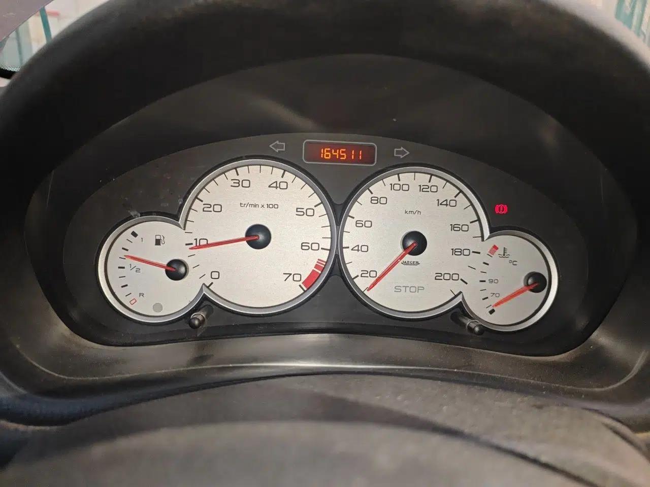 Citroen C2 2012 1.4L Manual Sport Model — миниатюра 12