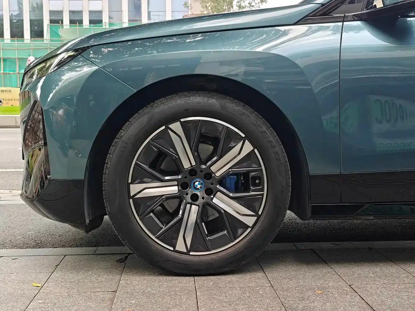 BMW iX 2022 xDrive40 — миниатюра 5