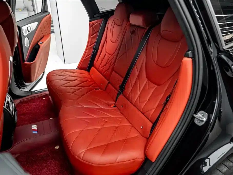 BMW XM 2023 50e — миниатюра 28
