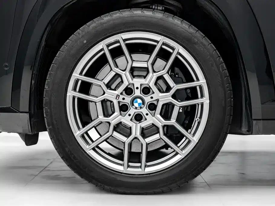 BMW XM 2023 50e — миниатюра 48