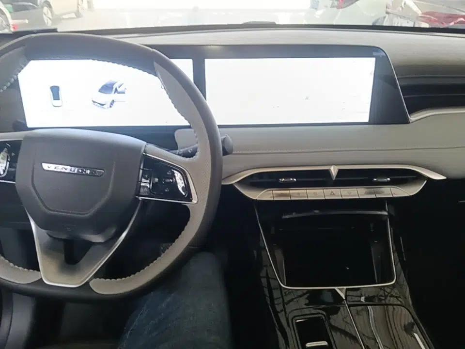 Venucia V DD-i 2025 Orca 150km Joyful Journey Edition — миниатюра 12