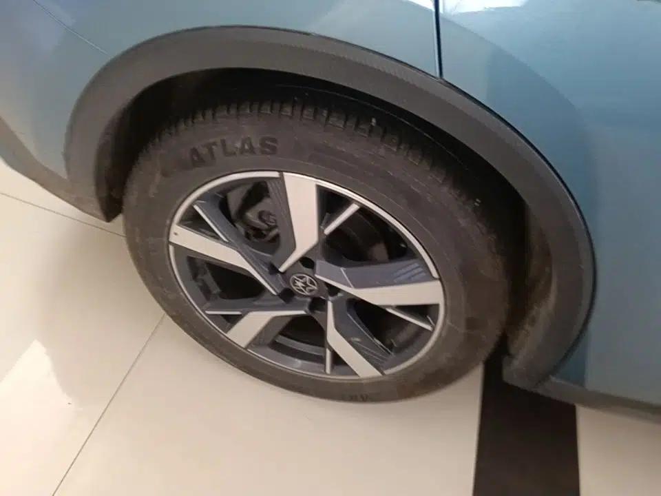 Venucia V DD-i 2025 Orca 150km Joyful Journey Edition — миниатюра 10
