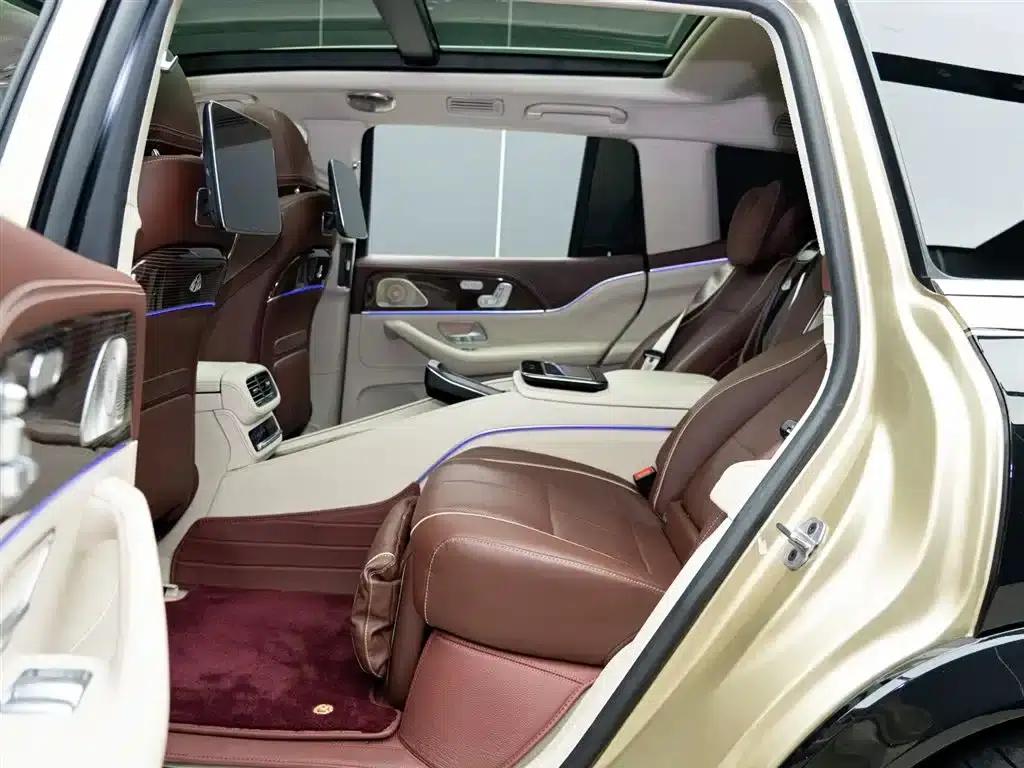 2022 Maybach GLS 600 4MATIC Premium Edition — миниатюра 11