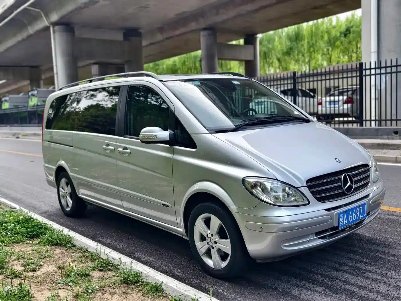 Viano 2011 2.5L Navigator Edition — миниатюра 1