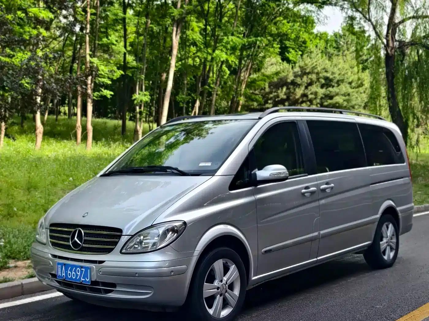 Viano 2011 2.5L Navigator Edition — миниатюра 2