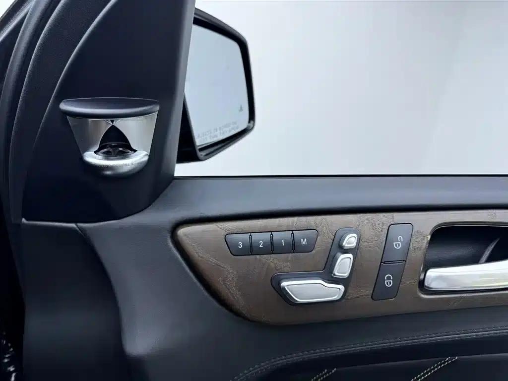2017 Mercedes-Benz GLS AMG 63 4MATIC — миниатюра 12