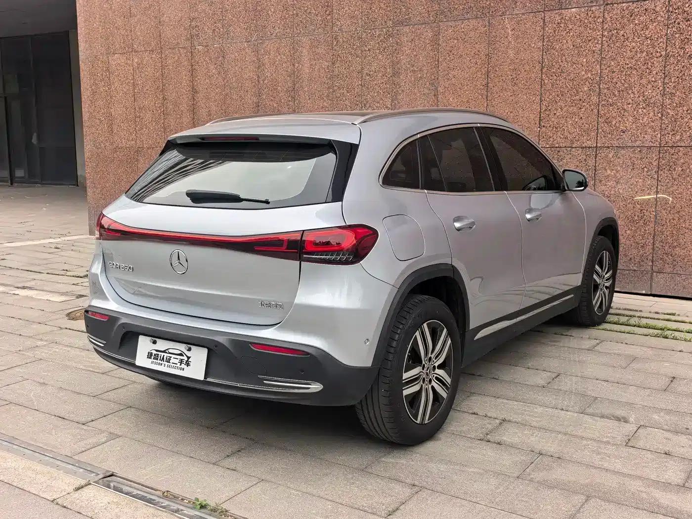 Mercedes-Benz EQA 2025 Model EQA 260 — миниатюра 6
