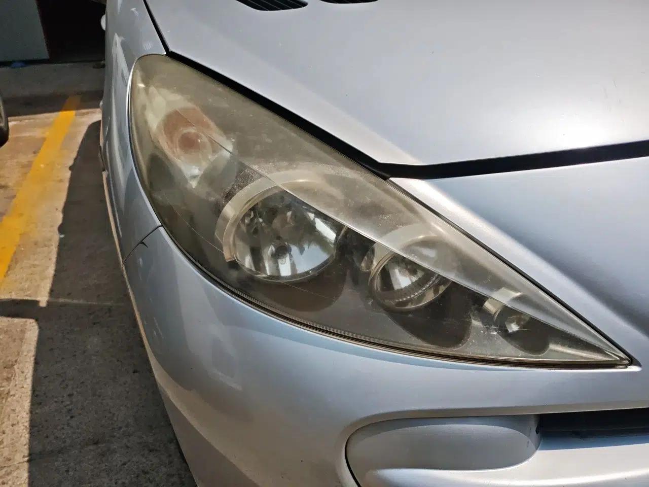 Peugeot 207 2011 Sedan 1.4L Manual Yule Edition — миниатюра 7
