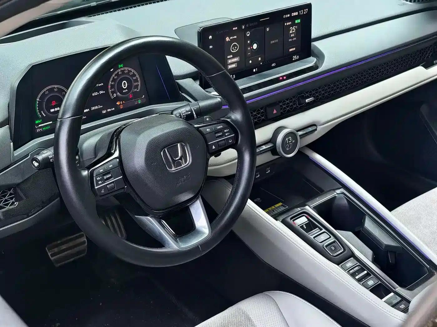 Accord PHEV 2023 2.0L e:PHEV Flagship Edition — миниатюра 4