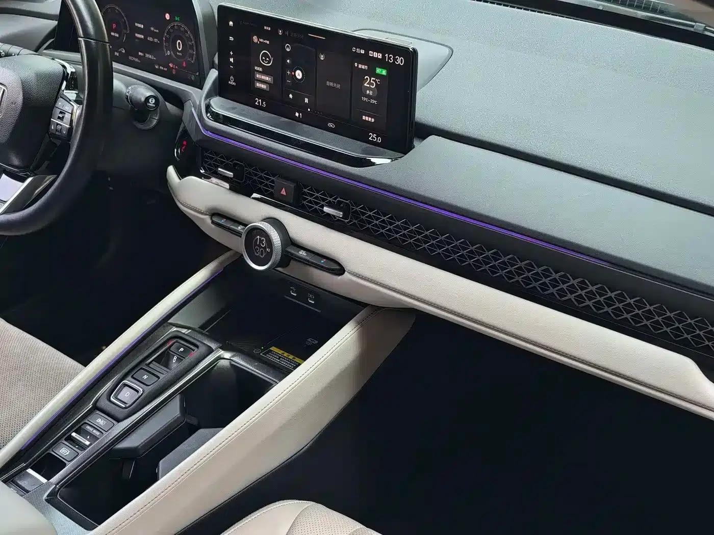 Accord PHEV 2023 2.0L e:PHEV Flagship Edition — миниатюра 7