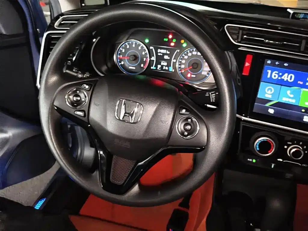 2017 Honda Crider 1.5L CVT Comfort Edition — миниатюра 11