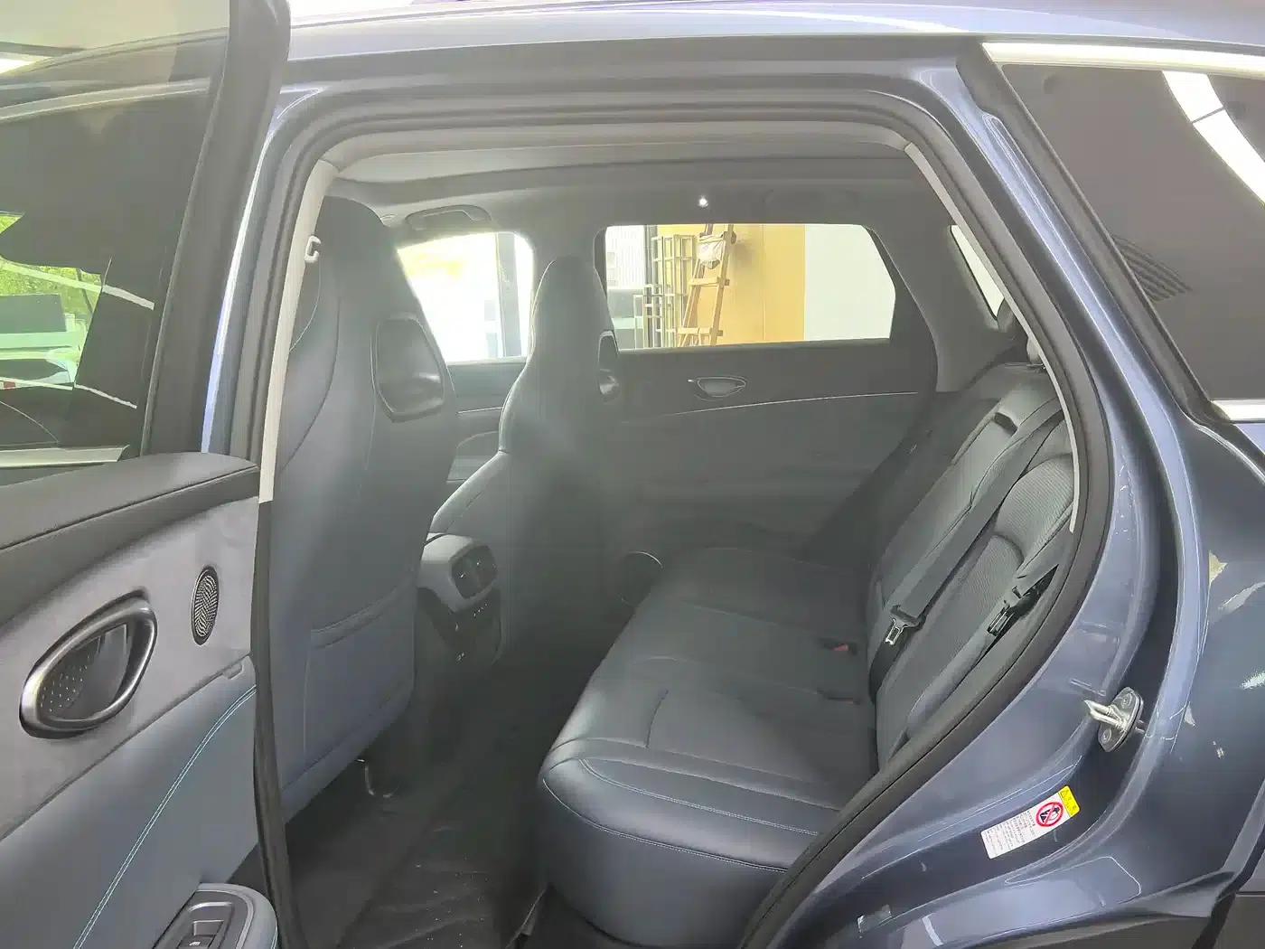 Hiace 07 DM-i 2025 Model 150 Navigator+ Edition — миниатюра 16