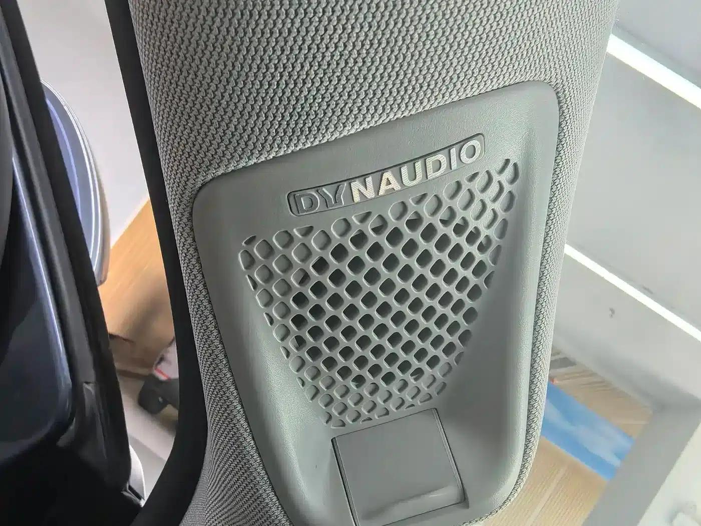 Hiace 07 DM-i 2025 Model 150 Navigator+ Edition — миниатюра 18