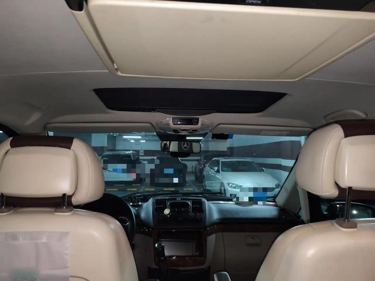 Mercedes-Benz Viano 2013 3.0L Navigator Edition — миниатюра 19
