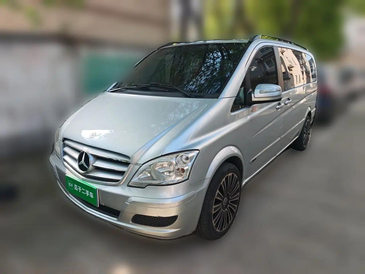Mercedes-Benz Viano 2011 2.5L Navigator Edition — миниатюра 1