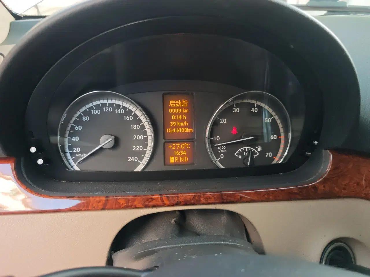 Mercedes-Benz Viano 2011 2.5L Navigator Edition — миниатюра 12