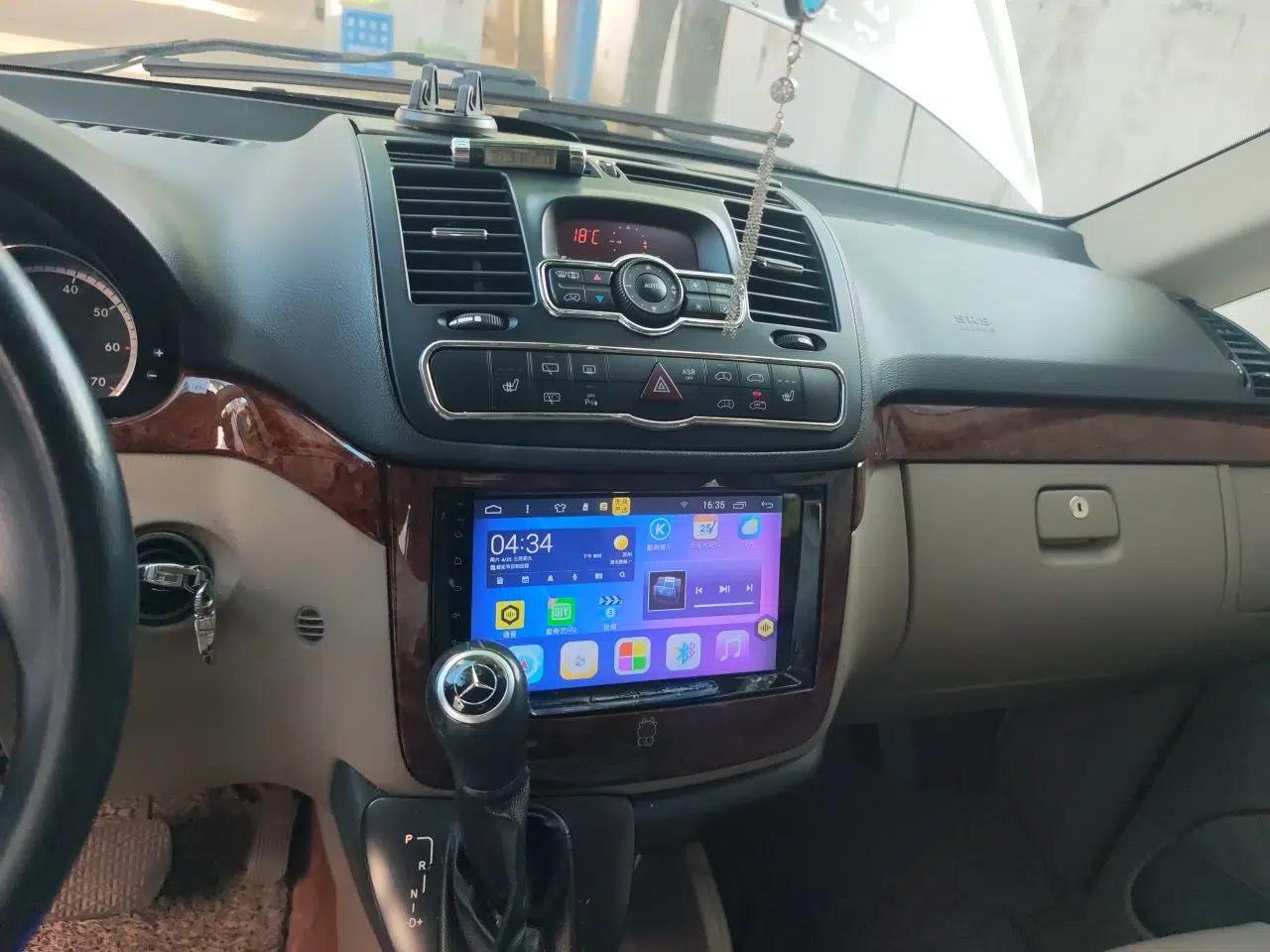 Mercedes-Benz Viano 2011 2.5L Navigator Edition — миниатюра 14