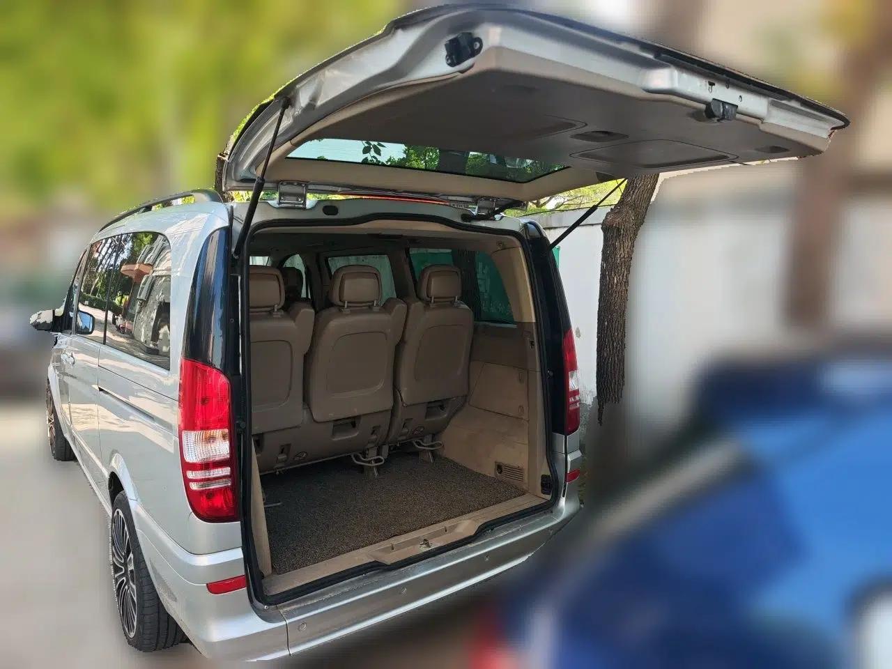 Mercedes-Benz Viano 2011 2.5L Navigator Edition — миниатюра 20