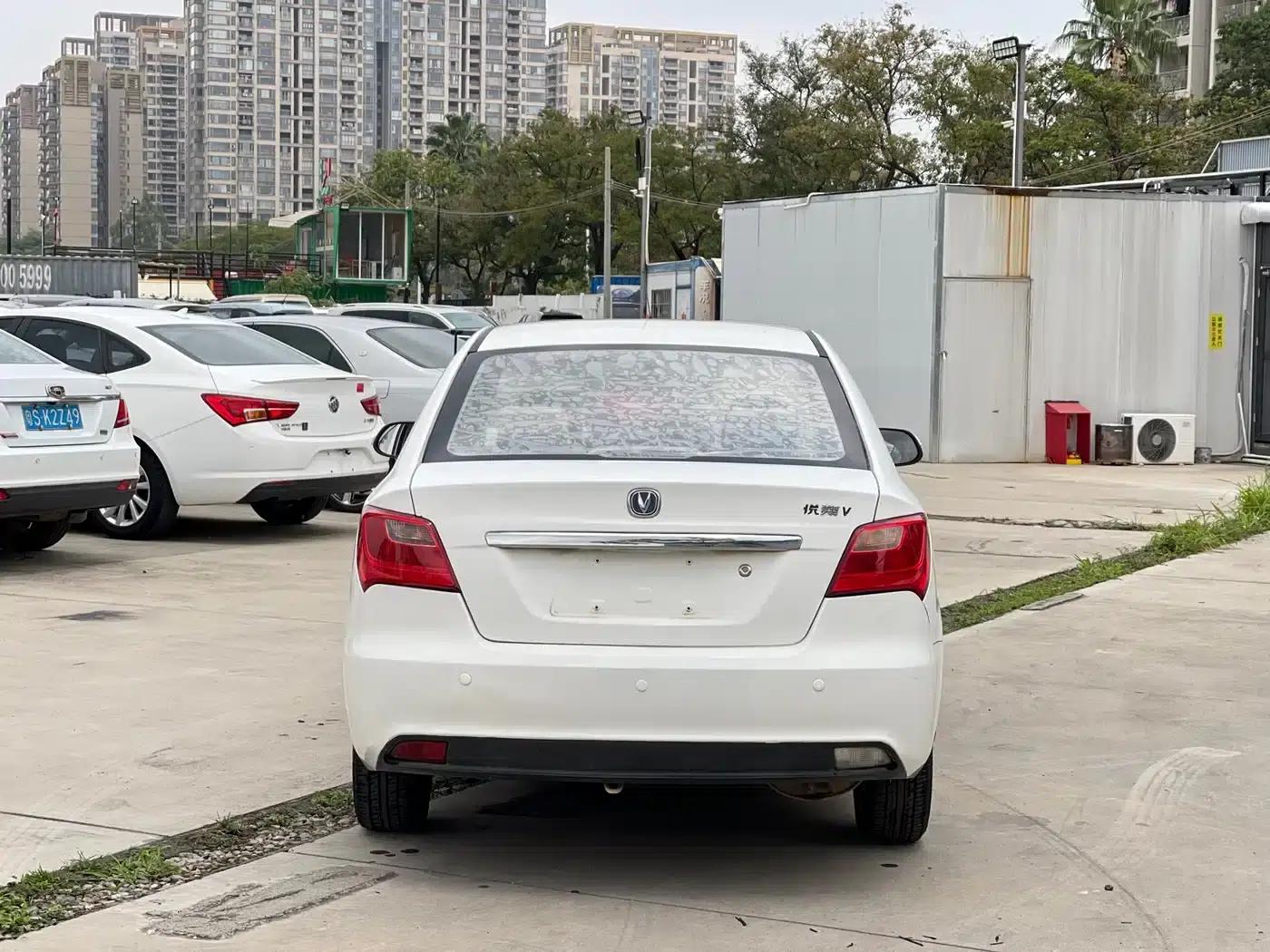 Yuexiang V3 2015 1.4L Manual Comfort Edition (National V Emission Standard) — миниатюра 9