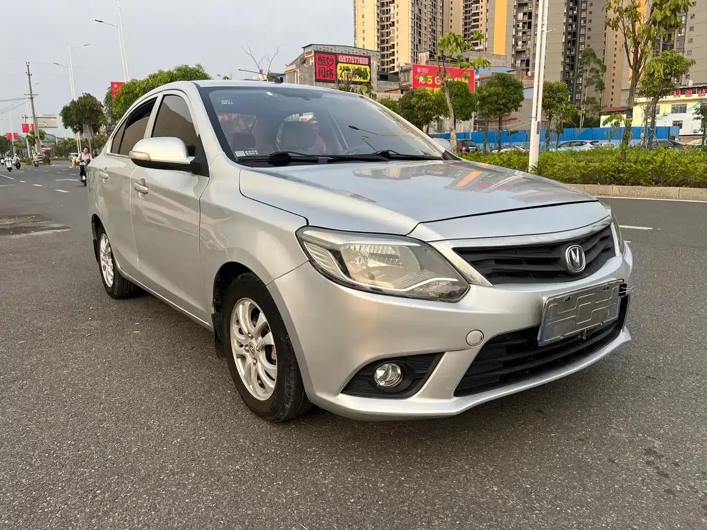 Yuexiang V3 2015 1.4L Manual Comfort Edition (National IV Emission Standard) — миниатюра 3