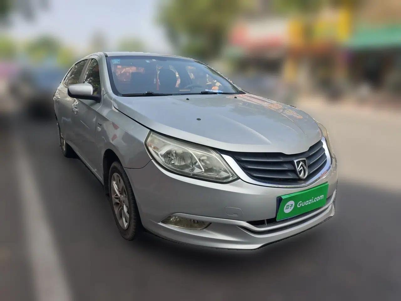Baojun 630 2013 1.5L manual Comfort trim — миниатюра 3