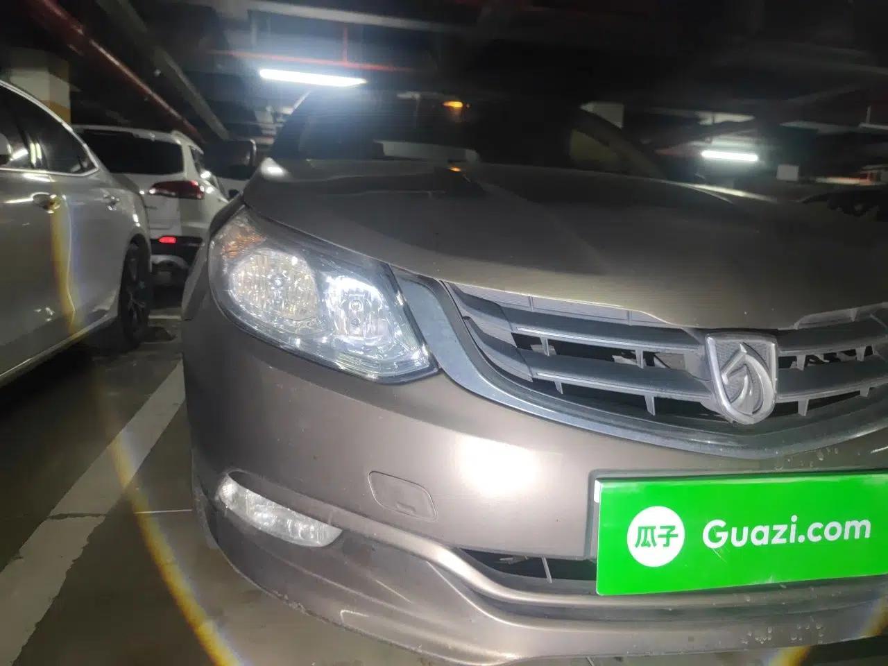 Baojun 630 2013 1.8L manual Comfort trim level — миниатюра 7