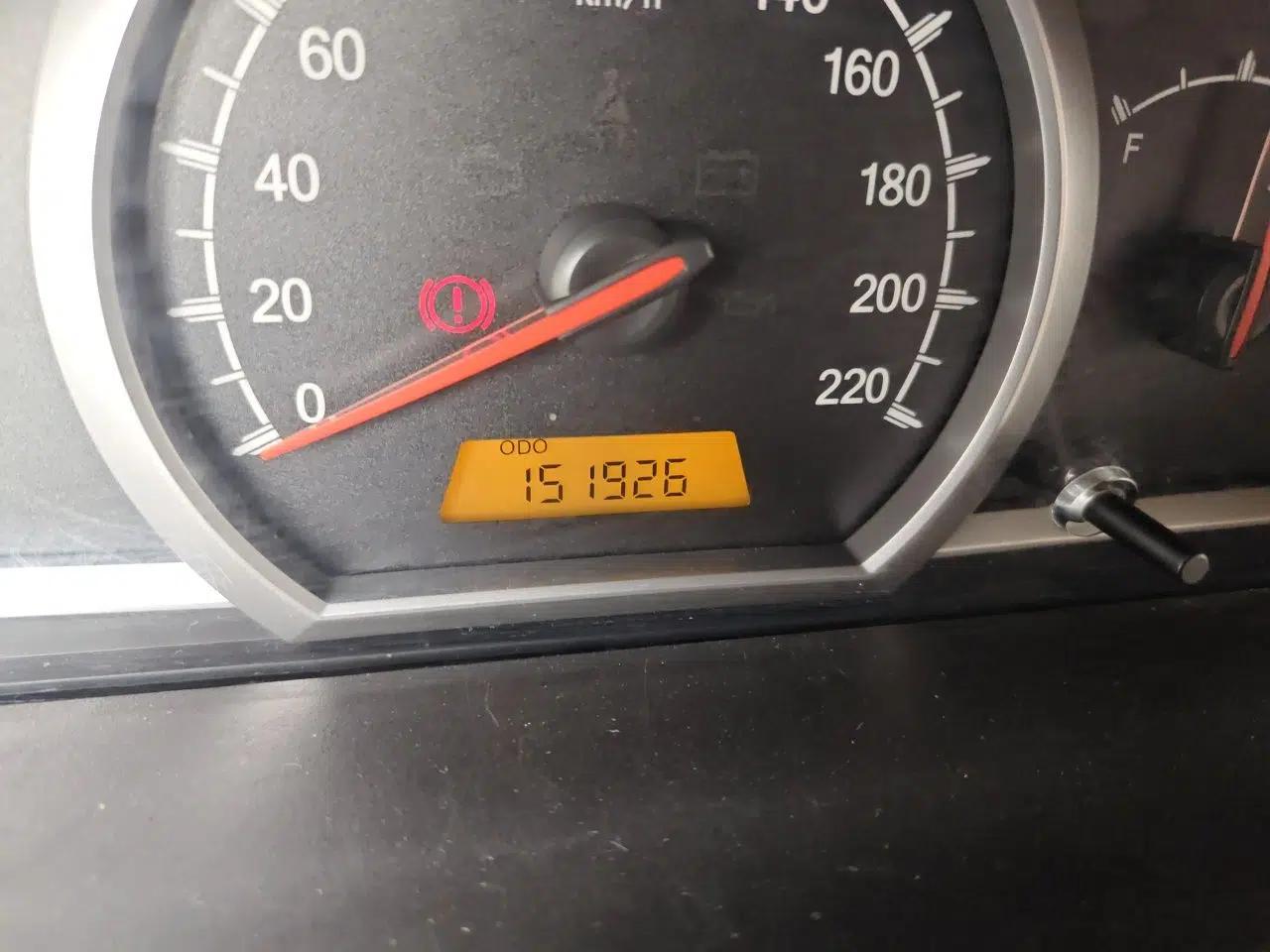 Baojun 630 2011 1.5L manual Comfort trim level — миниатюра 13