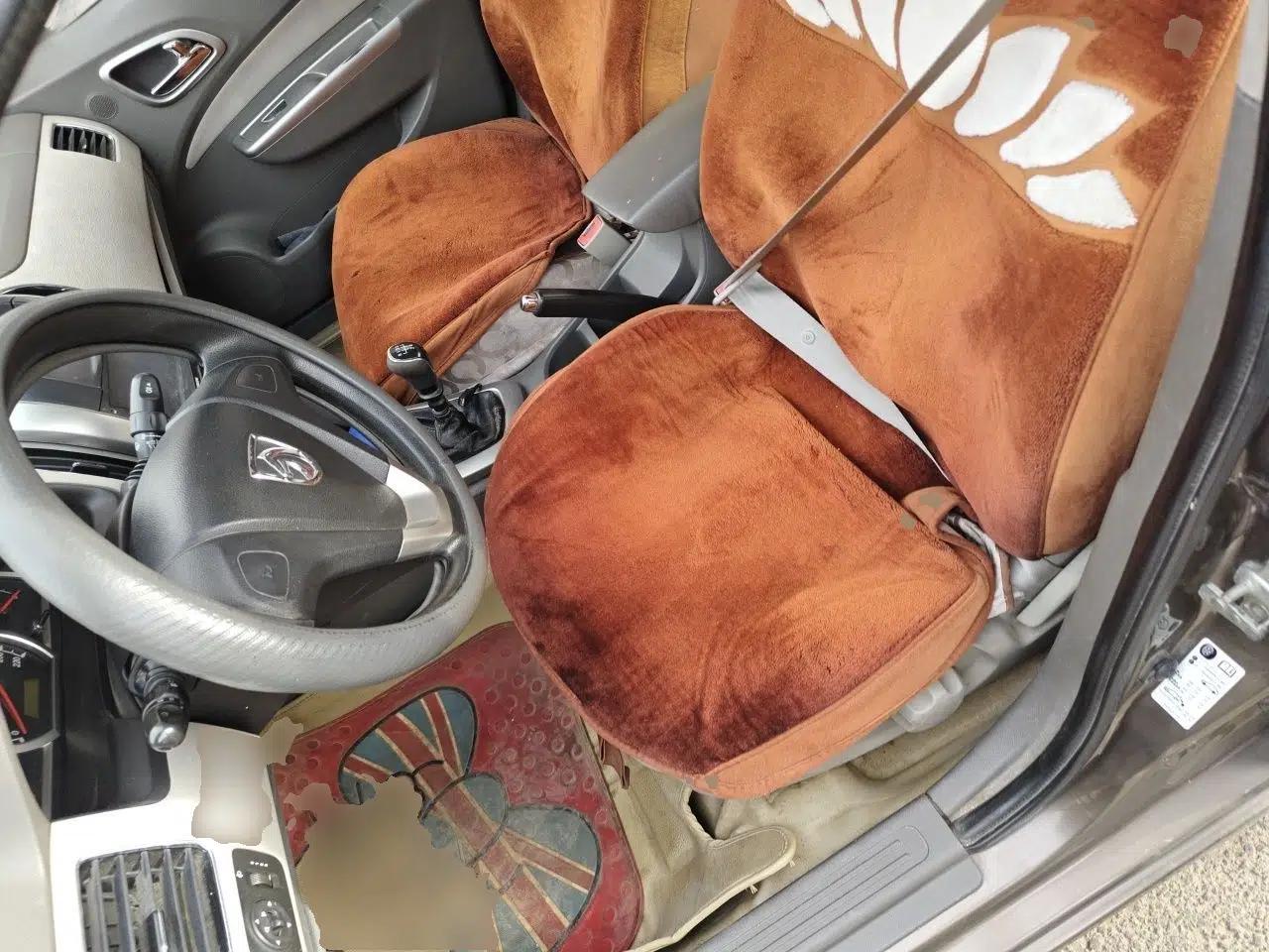 Baojun 630 2011 1.5L manual Comfort trim level — миниатюра 16