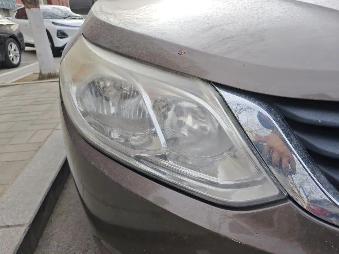 Baojun 630 2011 1.5L manual Comfort trim level — миниатюра 7