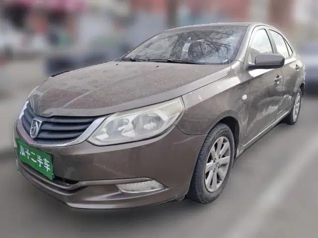 Baojun 630 2011 1.5L manual Comfort trim level