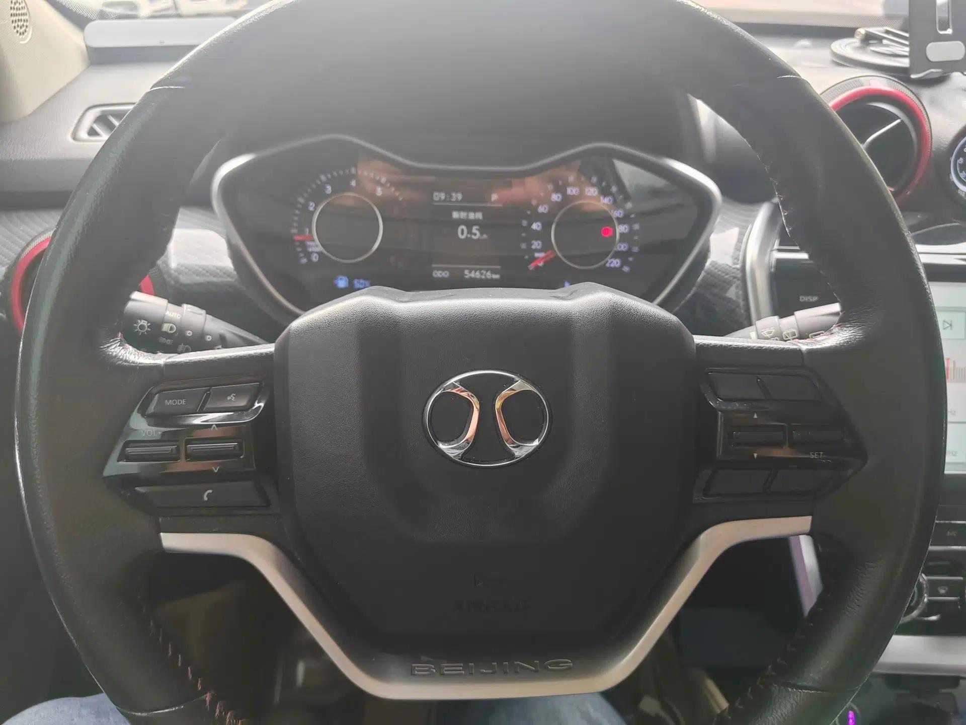 BAIC Off-Road BJ20 2016 1.5T CVT Luxury Model — миниатюра 13