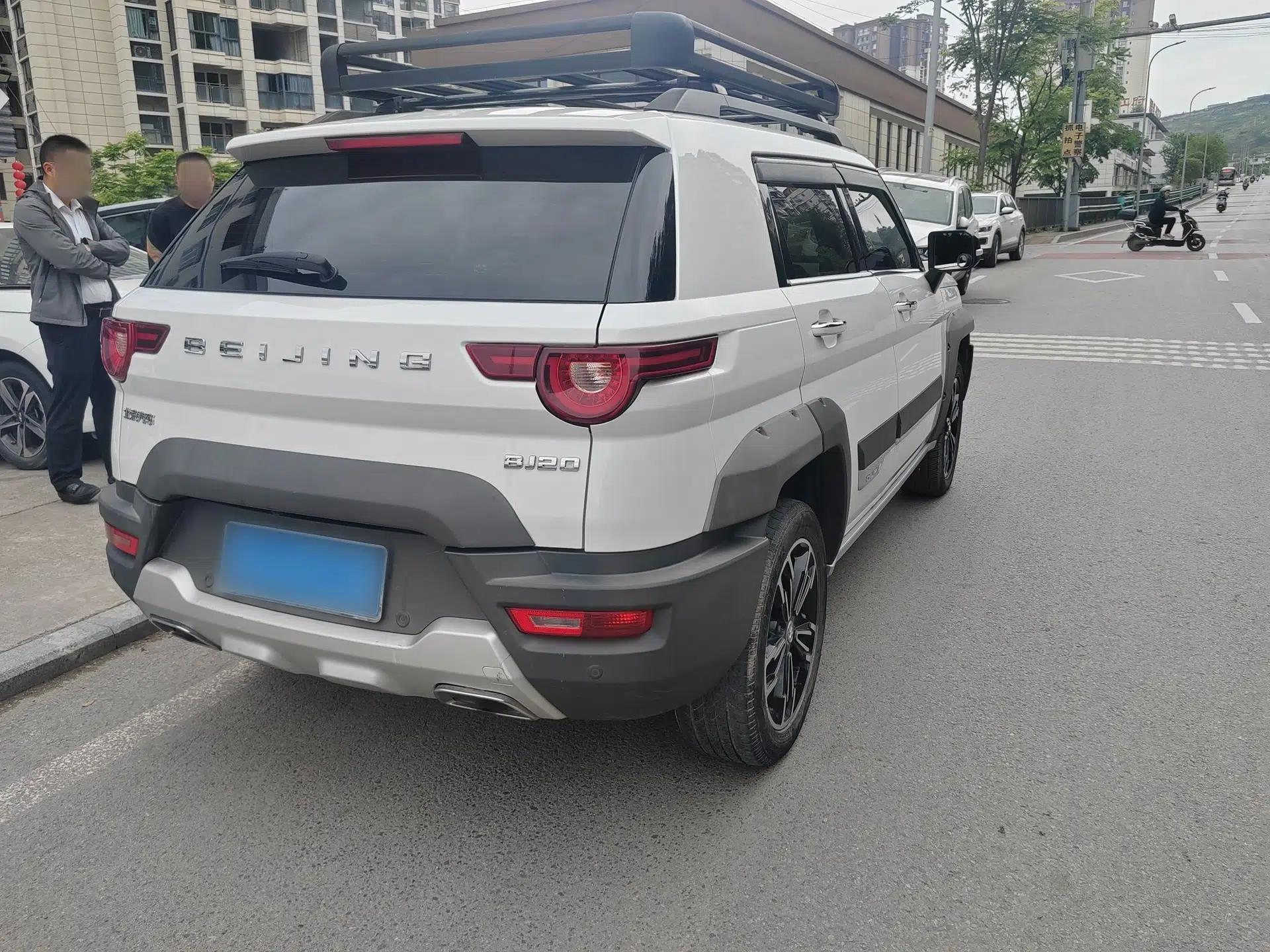BAIC Off-Road BJ20 2016 1.5T CVT Luxury Model — миниатюра 5