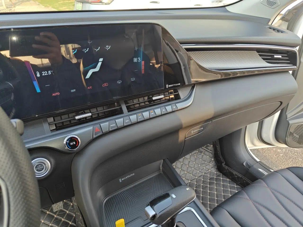 Bestune T55 2023 1.5T Automatic Leap Model — миниатюра 14