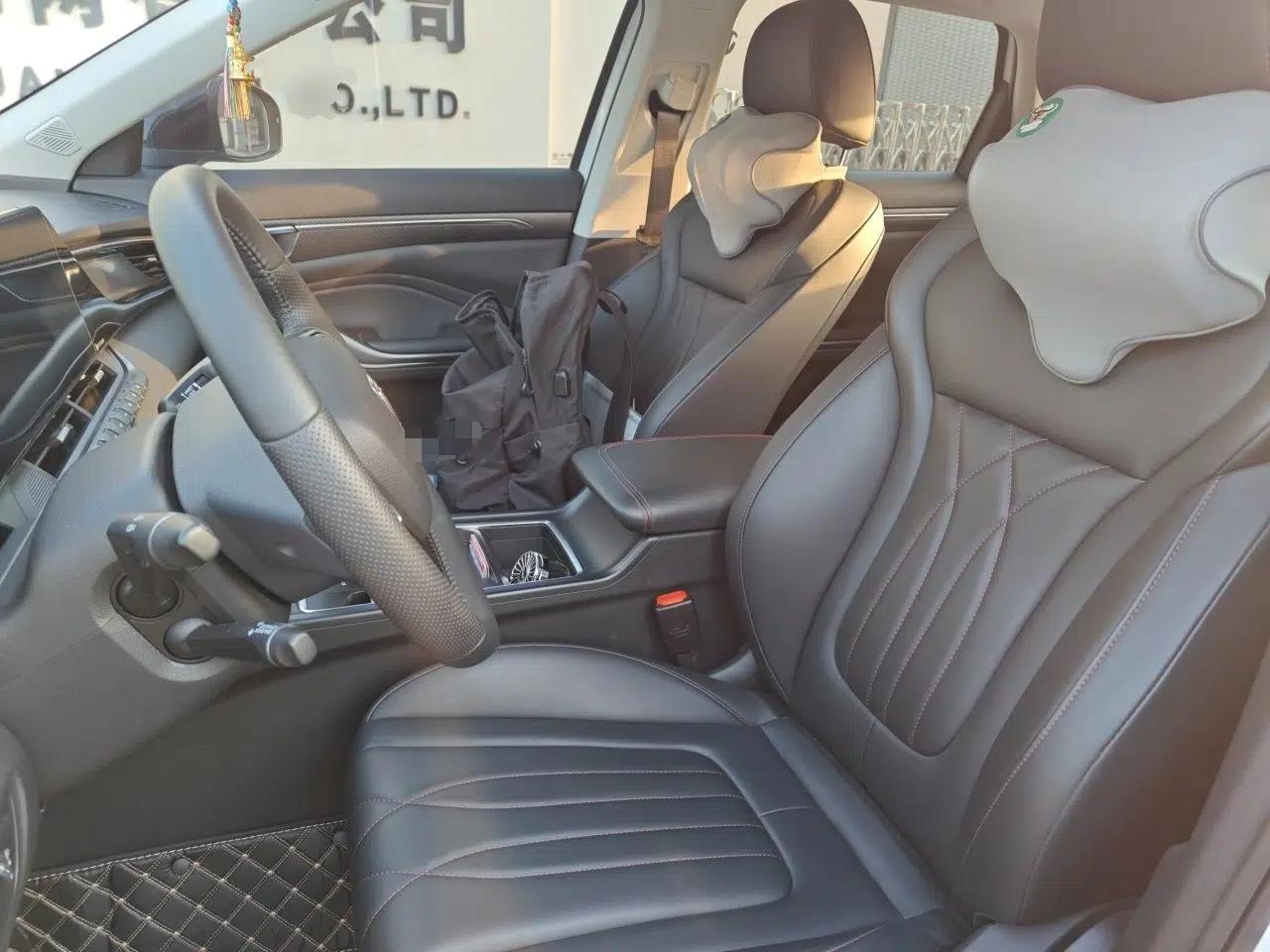 Bestune T55 2023 1.5T Automatic Leap Model — миниатюра 16