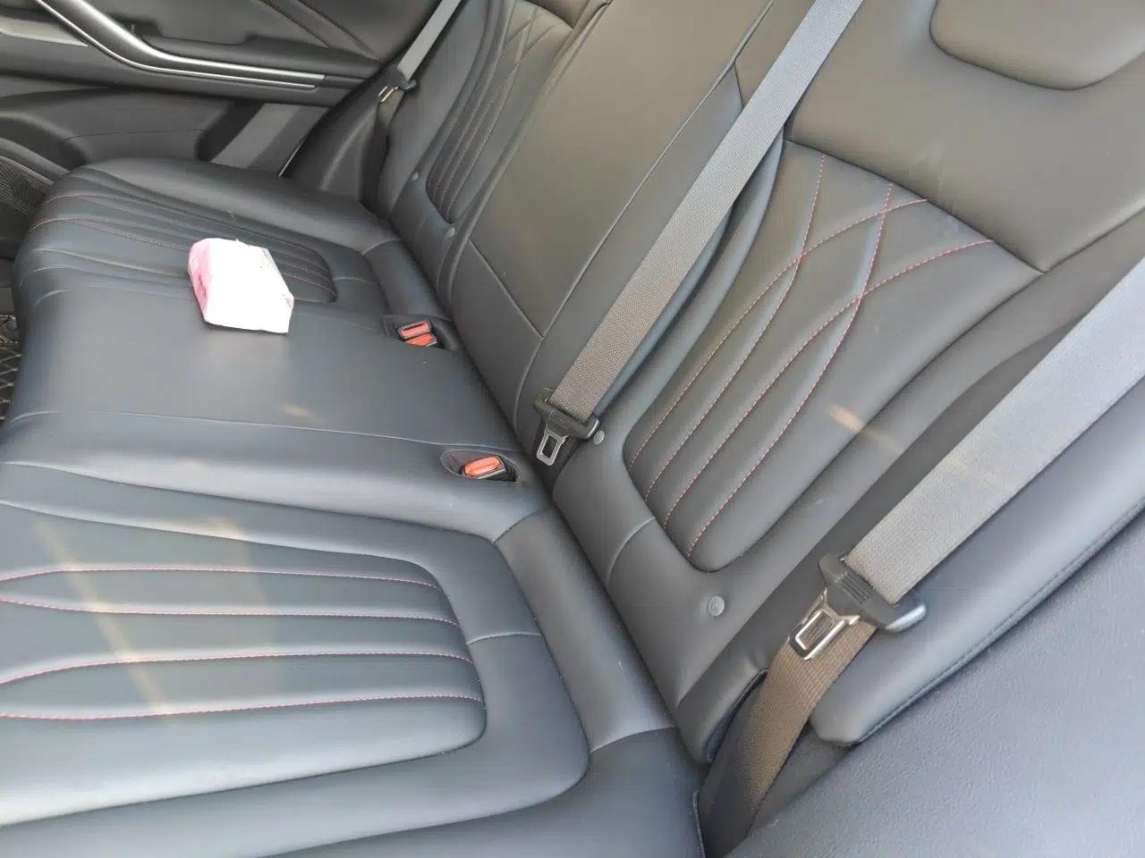 Bestune T55 2023 1.5T Automatic Leap Model — миниатюра 18