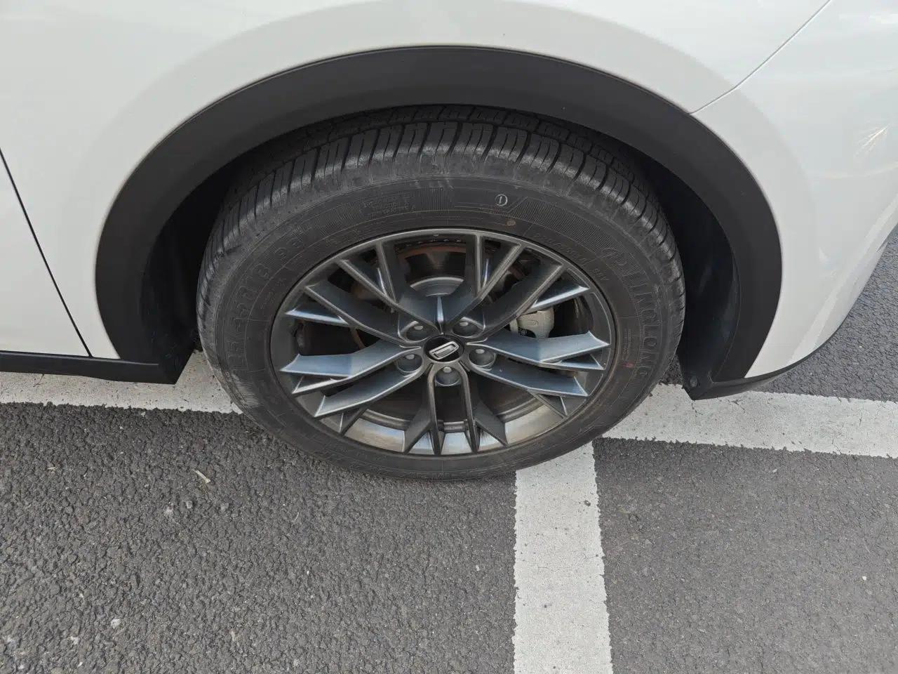 Bestune T55 2023 1.5T Automatic Leap Model — миниатюра 8