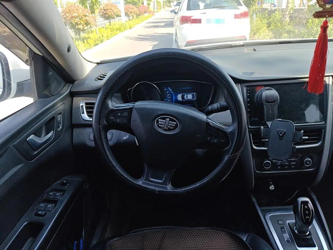 Bestune B30EV 2019 EV400 — миниатюра 11