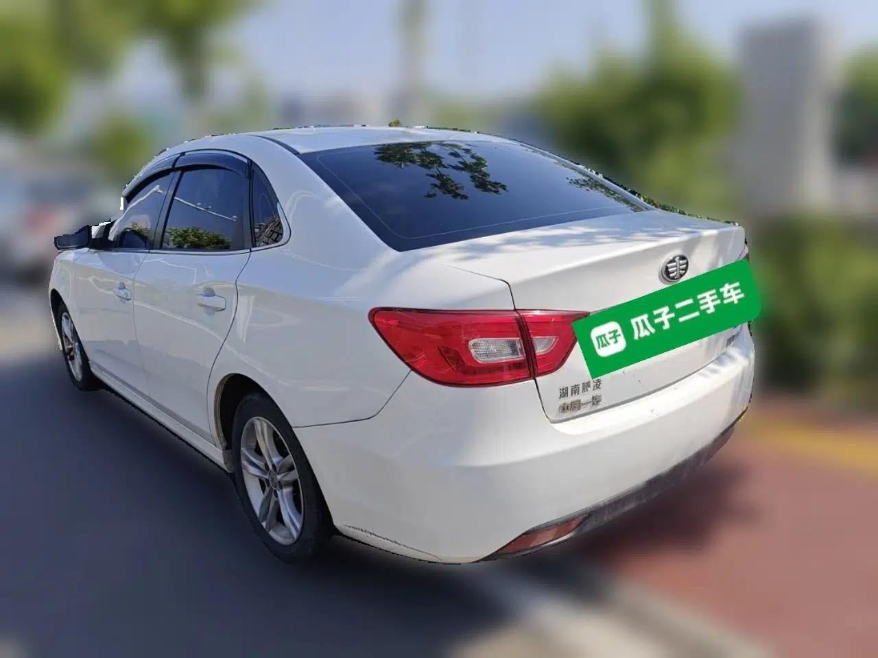 Bestune B30EV 2019 EV400 — миниатюра 4