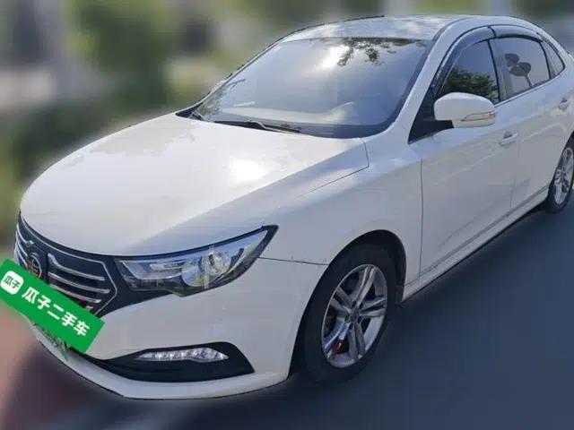 Bestune B30EV 2019 EV400