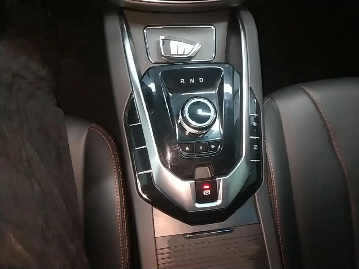 BAIC Beijing EU5 2022 Ride-Hailing High-Power Luxury Edition — миниатюра 17