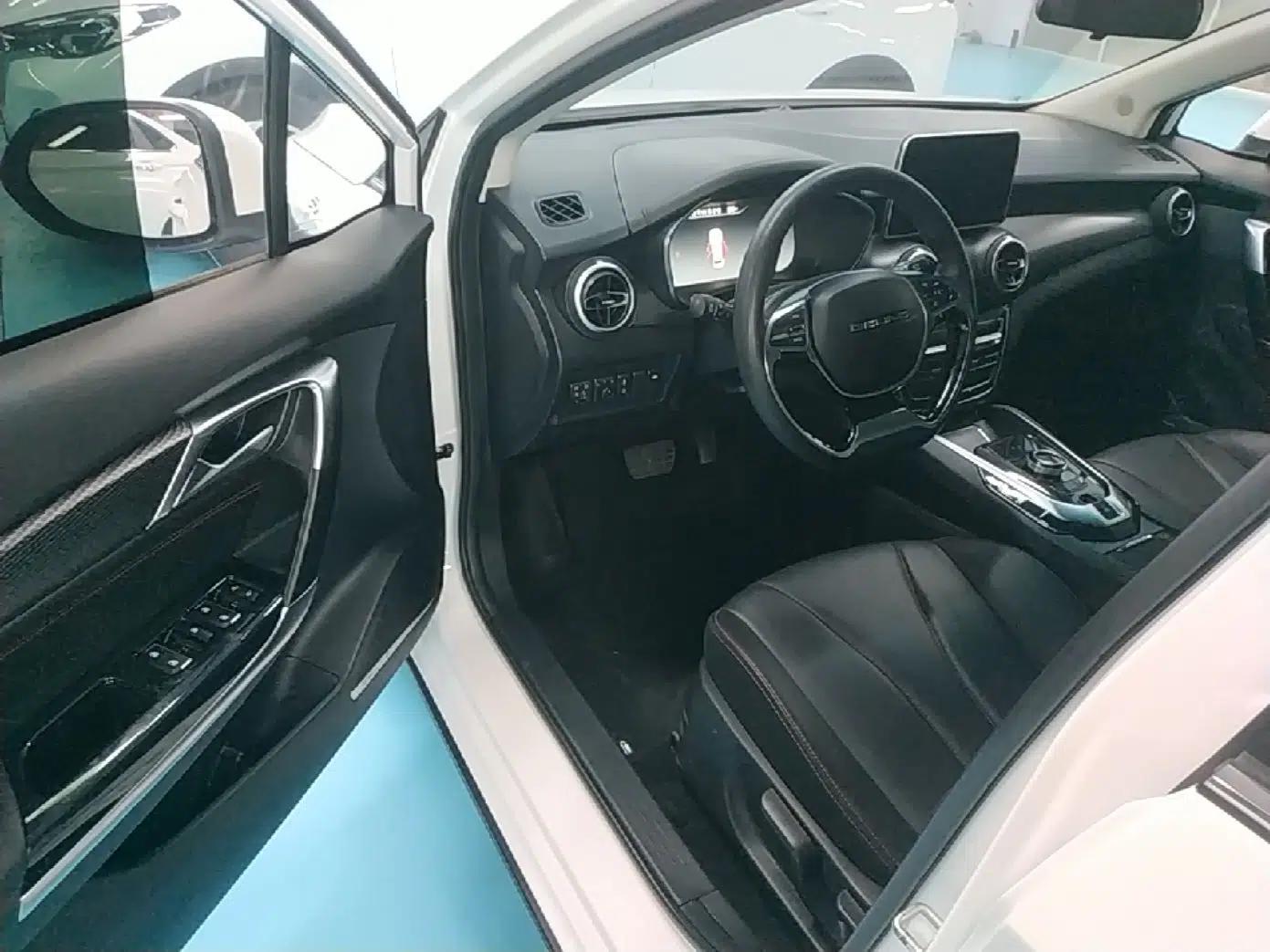 BAIC Beijing EU5 2022 Ride-Hailing High-Power Luxury Edition — миниатюра 19