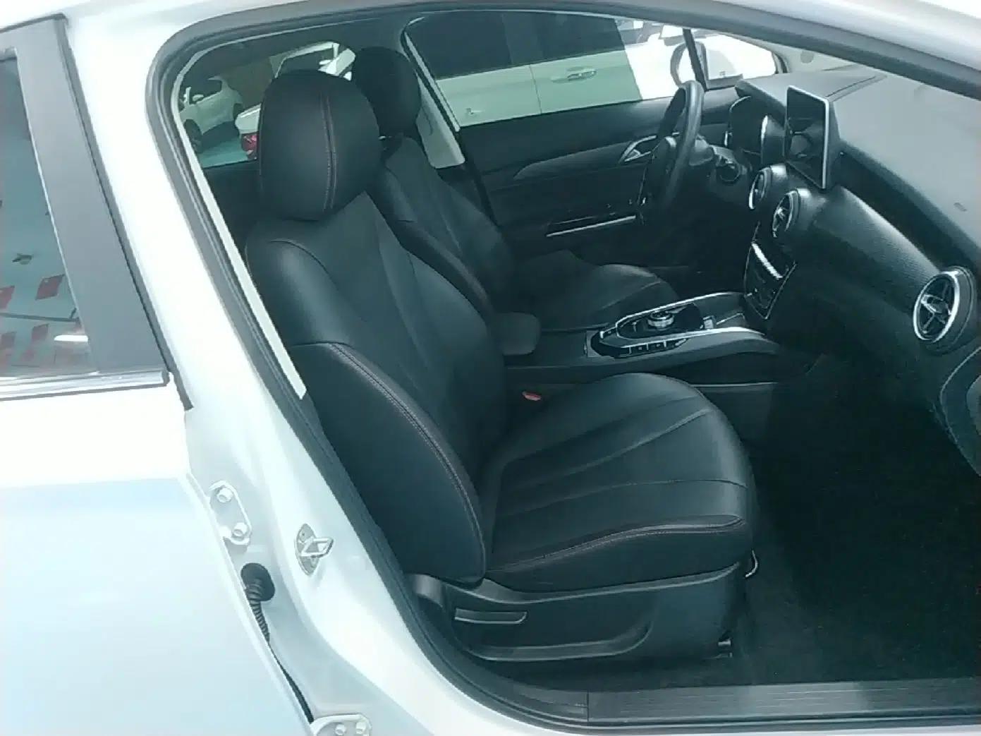 BAIC Beijing EU5 2022 Ride-Hailing High-Power Luxury Edition — миниатюра 23