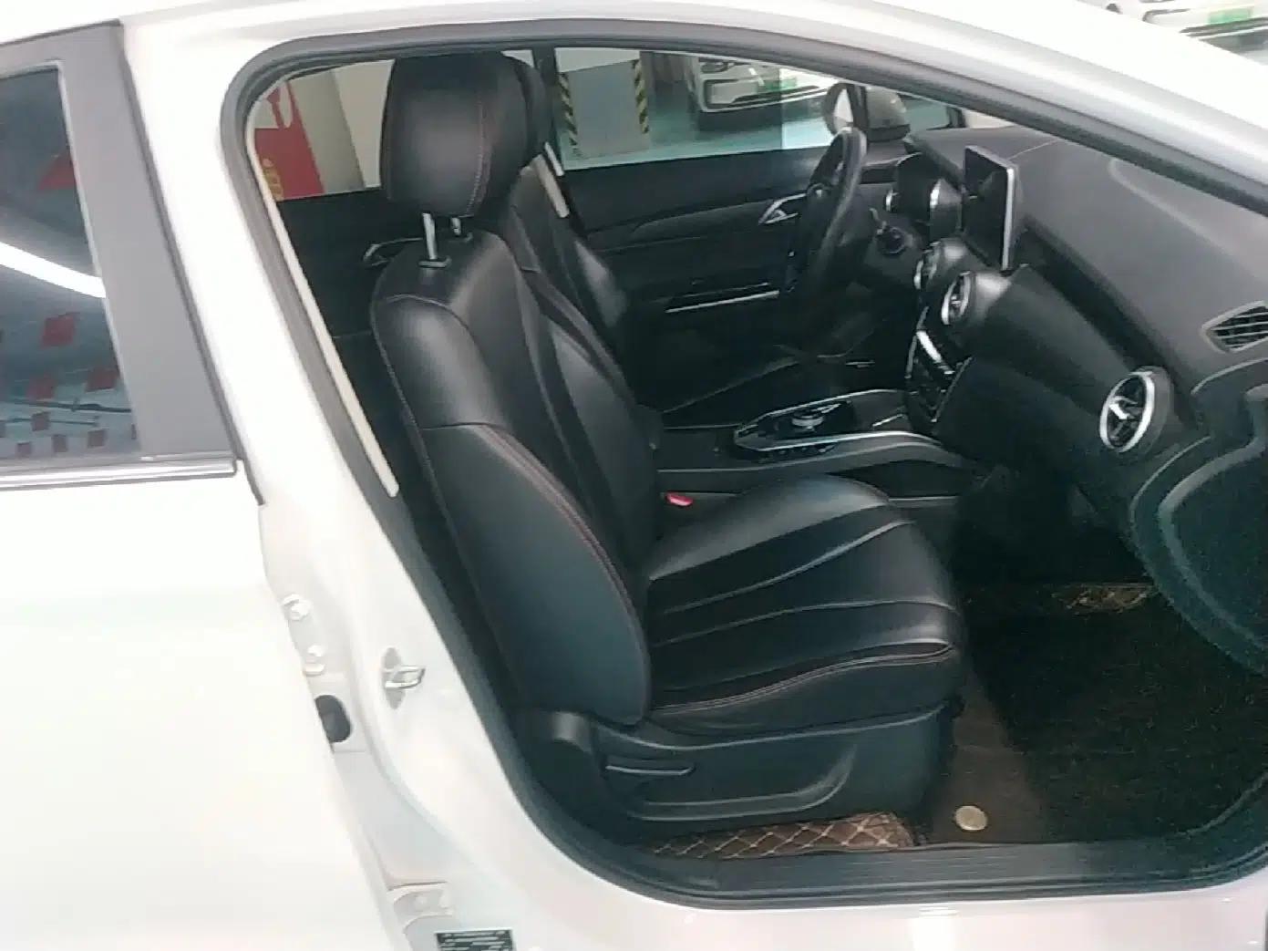 BAIC Beijing EU5 2022 Ride-Hailing High-Power Luxury Edition — миниатюра 23
