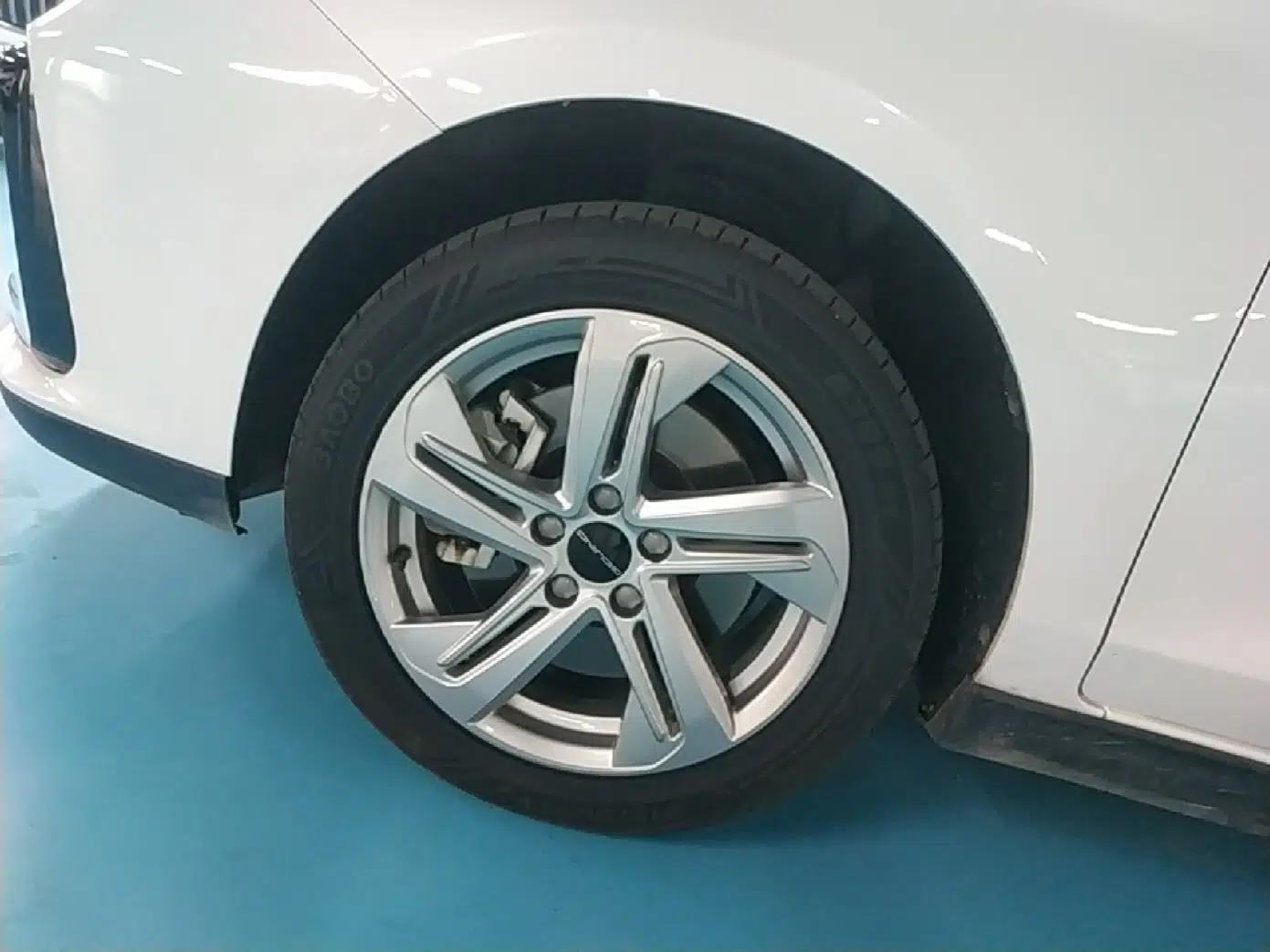 BAIC Beijing EU5 2022 Ride-Hailing High-Power Luxury Edition — миниатюра 9