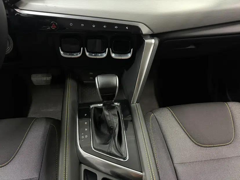 BAIC Beijing X3 2021 1.5T CVT Glory Edition — миниатюра 16