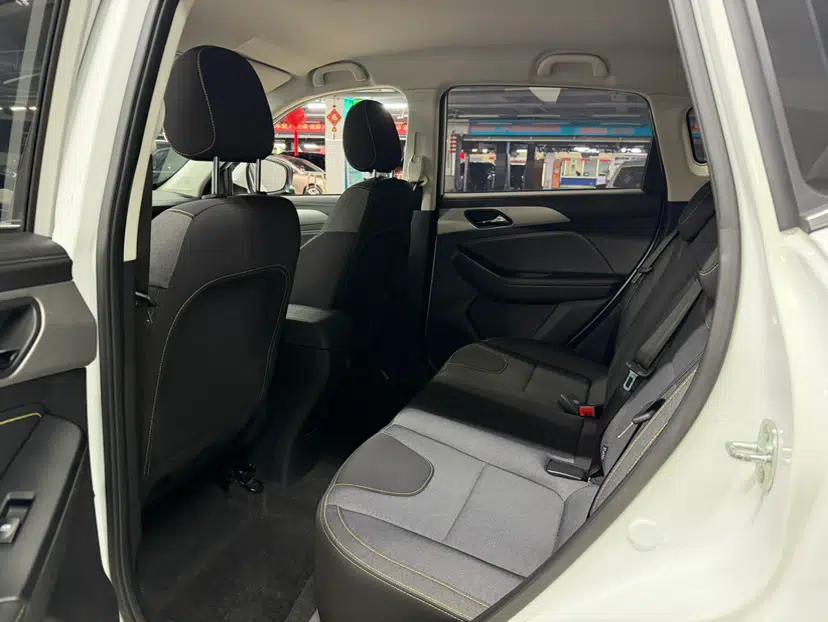 BAIC Beijing X3 2021 1.5T CVT Glory Edition — миниатюра 22